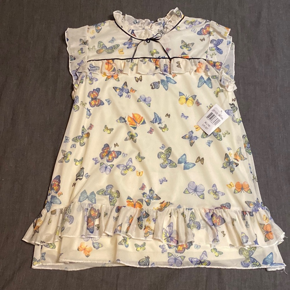 Girl’s butterfly blouse